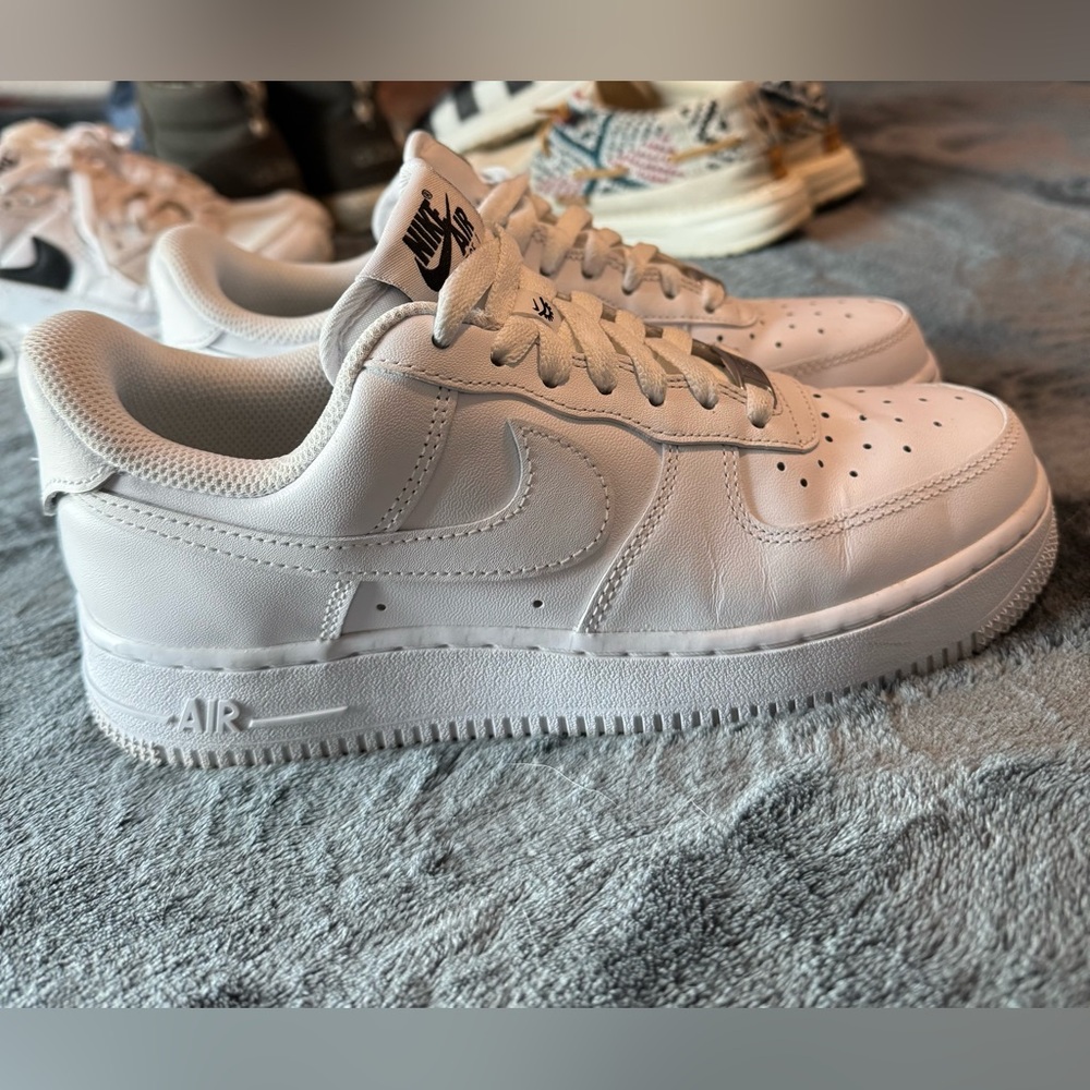 Nike Air Force 1 Flyease
